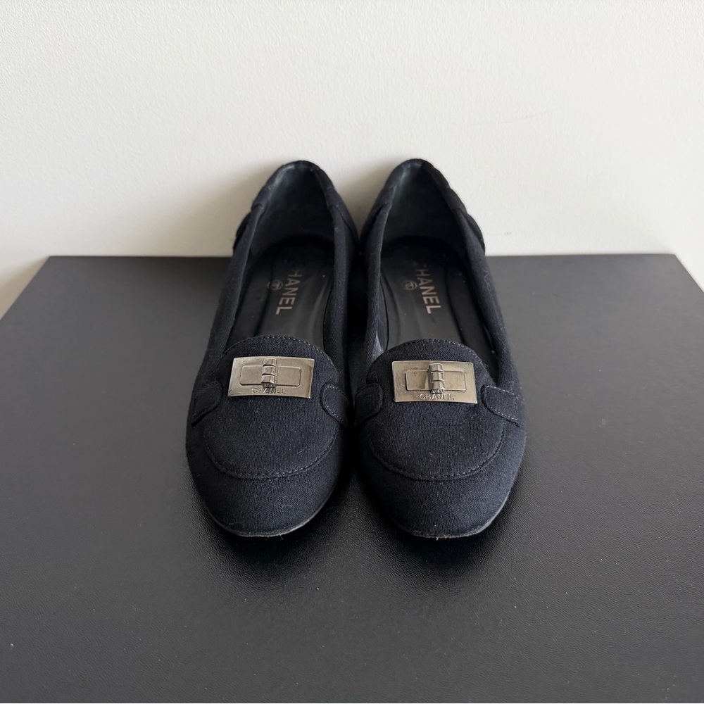 CHANEL Black Suede Flats with Silver Accent - Authentic